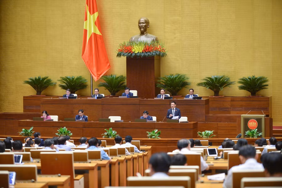 Toàn cảnh phiên làm việc chiều 1/6.