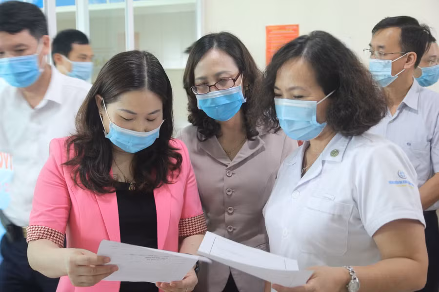 Dự tính, trong đợt tiêm thứ nhất, Sở Y tế Yên Bái sẽ dùng hết 4.500 liều vắc xin phòng Covid-19 do Bộ Y tế phân bổ.