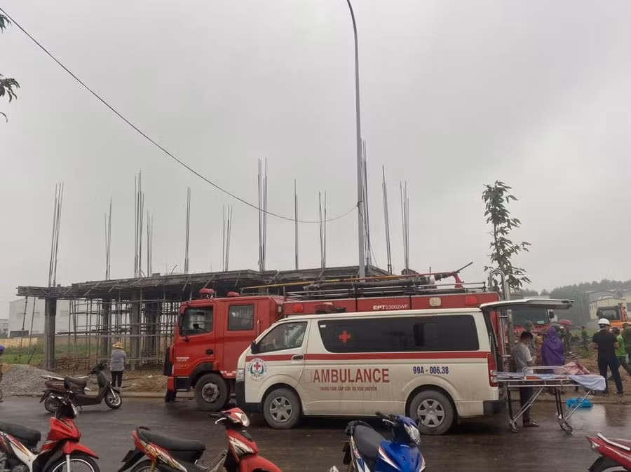 Bắc Ninh: Sập giàn giáo công trình, 2 công nhân thiệt mạng ảnh 1