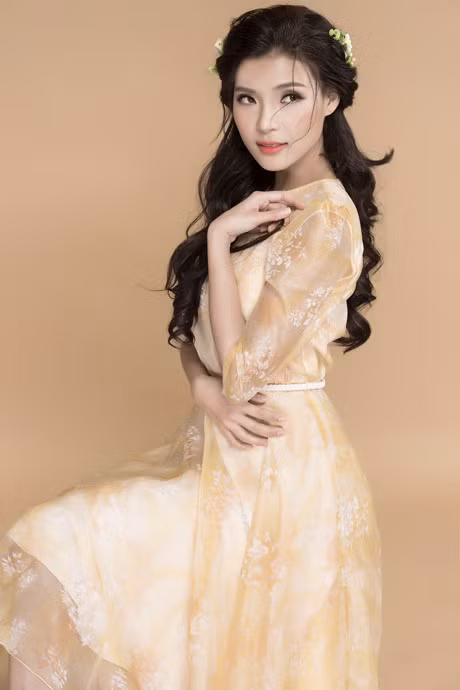 Thuy Diem goi y trang phuc nu tinh ngay cuoi tuan - Anh 4