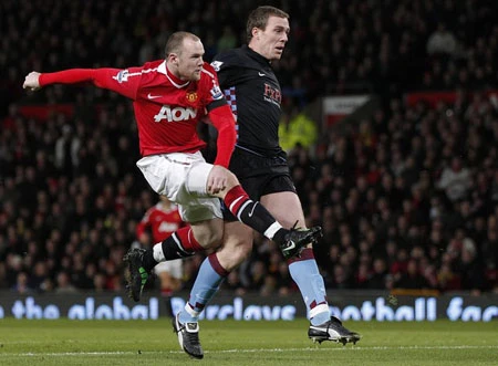 Wayne Rooney toả sáng, Mu đè bẹp Aston Villa