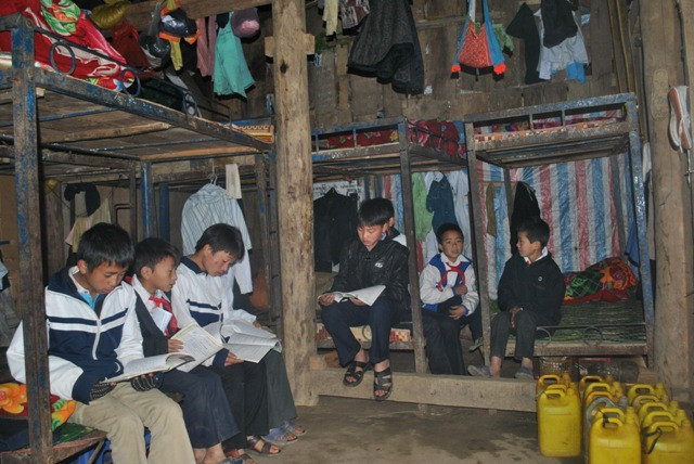 Học sinh vùng cao sau những ngày nghỉ Tết ảnh 5