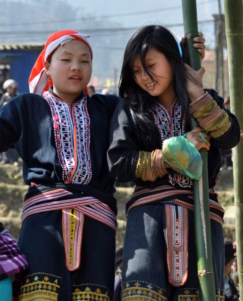 Chơi đu - trò chơi truyền thống trên vùng cao Tây Bắc