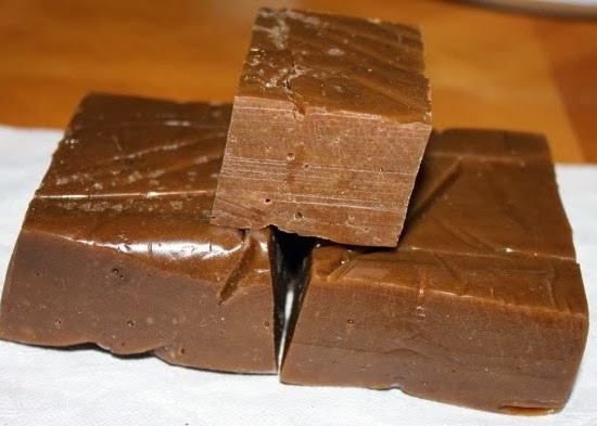 Cha mẹ nên hỏi ý kiến bác sĩ trước khi dùng cao ngựa bồi bổ cho con