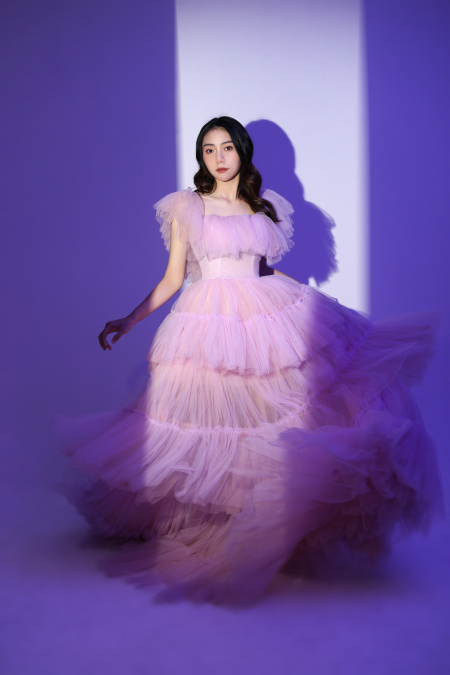 Bên cạnh nhan sắc xinh đẹp, cô nàng còn sở hữu thành tích học tập khiến nhiều người ngưỡng mộ. Lan Anh từng 12 năm liền đạt danh hiệu học sinh giỏi, nữ sinh luôn là 1 trong số những người đứng đầu về kết quả học tập trong lớp. Bên cạnh nhan sắc xinh đẹp, cô nàng còn sở hữu thành tích học tập khiến nhiều người ngưỡng mộ. Lan Anh từng 12 năm liền đạt danh hiệu học sinh giỏi, nữ sinh luôn là 1 trong số những người đứng đầu về kết quả học tập trong lớp.