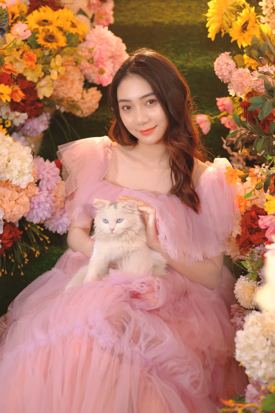 Nữ sinh Lê Thị Lan Anh là một trong những gương mặt nổi bật của trường Đại học Phương Đông. Nữ sinh Lê Thị Lan Anh là một trong những gương mặt nổi bật của trường Đại học Phương Đông.