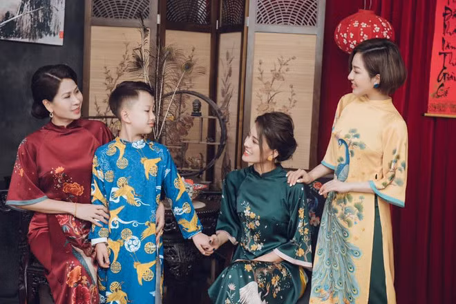 Chị gái xinh đẹp, nóng bỏng của hot girl Trâm Anh