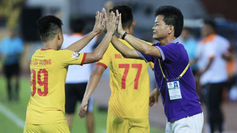 Nam Định đặt mục tiêu khiêm tốn ở trận khai màn V.League