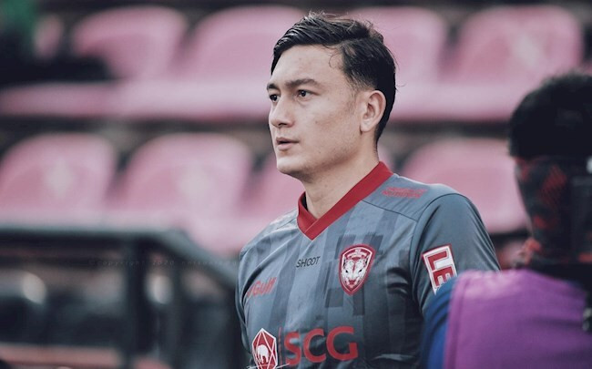 Muangthong Utd bất ngờ 