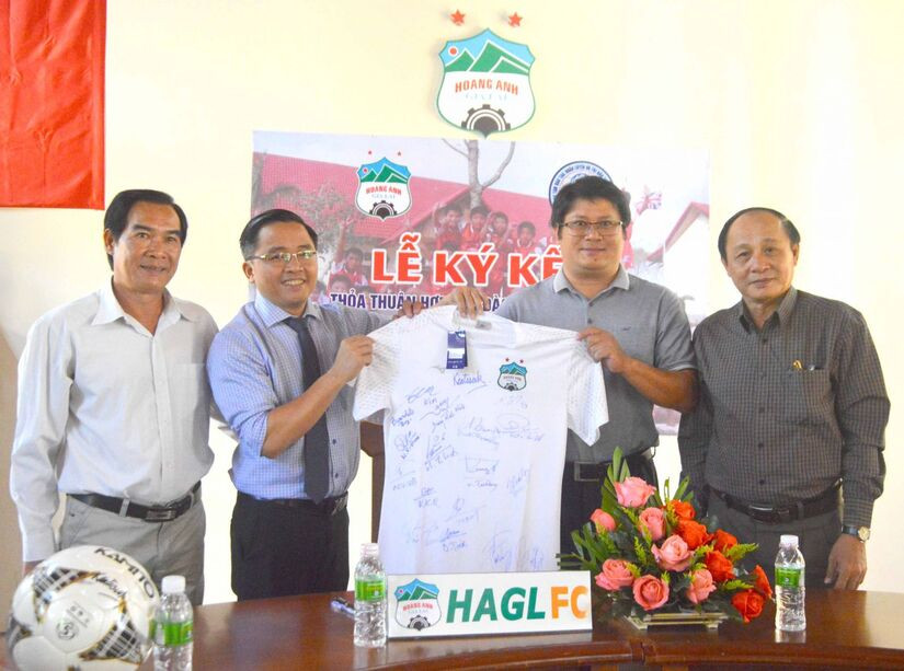 9 cầu thủ HAGL JMG gia nhập CLB hạng Nhì
