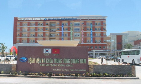 Chiếm đoạt cả tỉ đồng tiền bảo hiểm, trưởng khoa và 2 điều dưỡng bị bắt