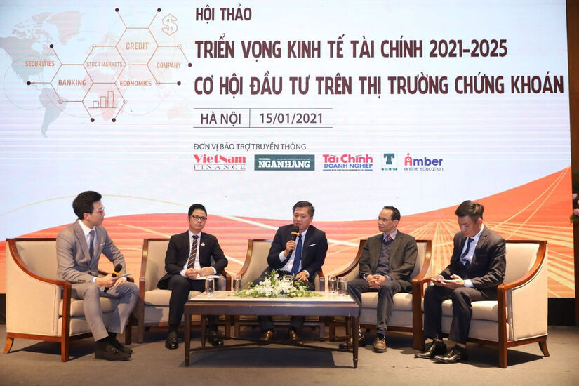 Hội thảo Triển vọng Kinh tế - Tài chính 2021- 2025, cơ hội đầu tư trên Thị trường chứng khoán