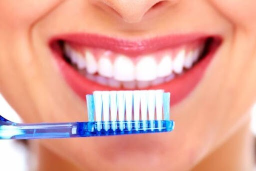Tuyệt đối không được chủ quan khi răng ê buốt kéo dài ảnh 4 răng ê buốt