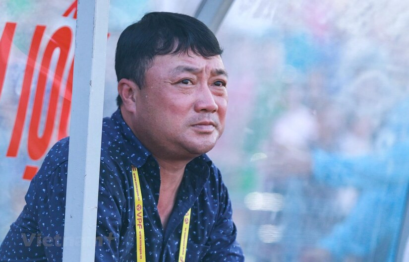 HLV Trương Việt Hoàng thất vọng với phong độ của đội nhà