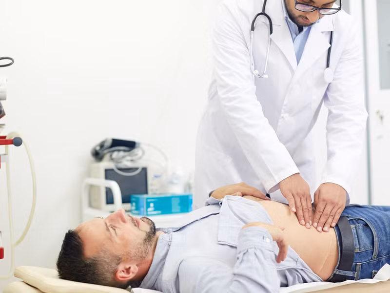 Đau dạ dày quặn từng cơn 