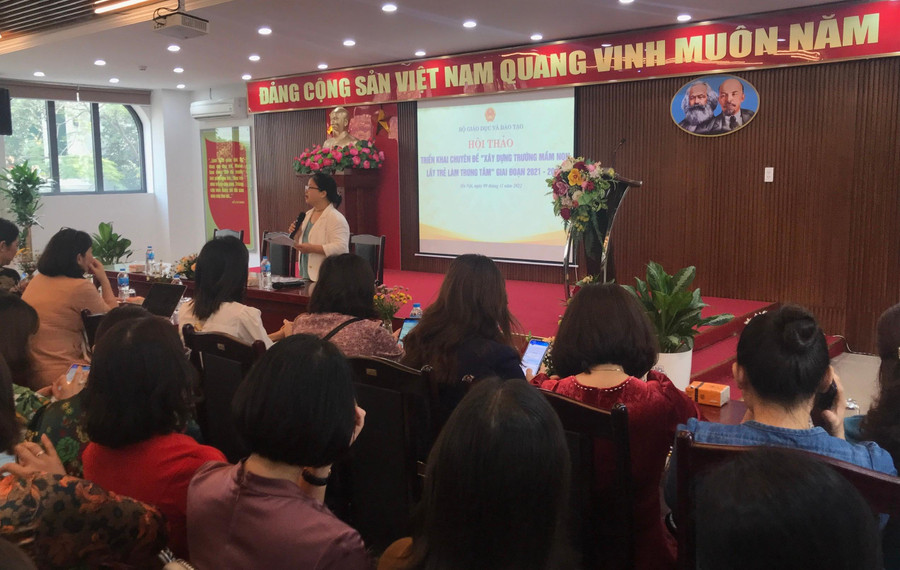 Các đại biểu tham dự và phát biểu ý kiến tại Hội thảo. Các đại biểu tham dự và phát biểu ý kiến tại Hội thảo.