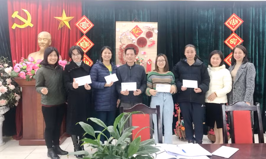 Chương trình “Xuân sum vầy, yêu thương” do Công đoàn Trường THCS Thanh Trì tổ chức.