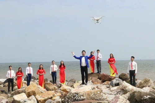 Mỗi khi có chương biểu diễn, Đào Tiến Lợi luôn chỉn chu và hết mình với nhạc phẩm Mỗi khi có chương biểu diễn, Đào Tiến Lợi luôn chỉn chu và hết mình với nhạc phẩm