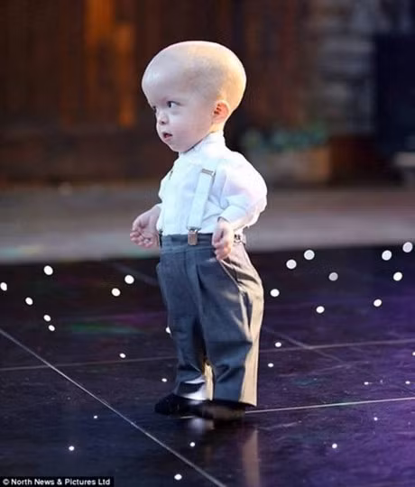 Cam dong dam cuoi co tich cua nhung cap doi di thuong - Anh 4