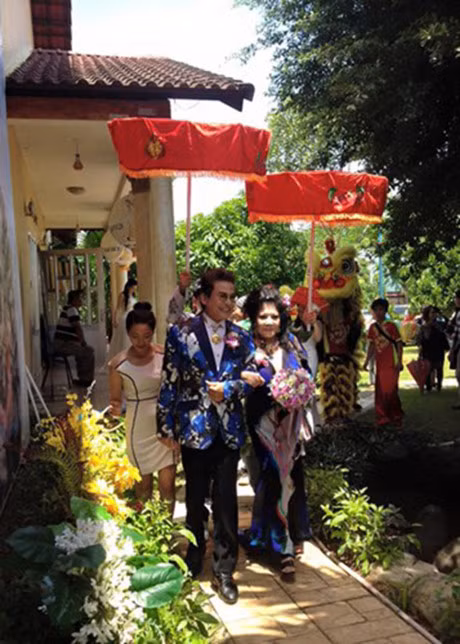 Nhung dam cuoi nghe thuat gay on ao cua MC Thanh Bach - Anh 7