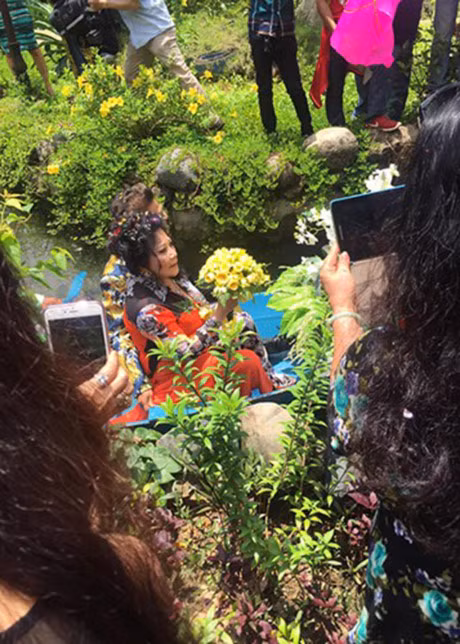 Nhung dam cuoi nghe thuat gay on ao cua MC Thanh Bach - Anh 8