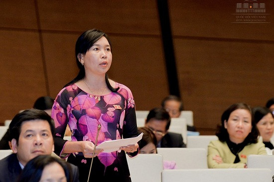 Đại biểu Lý Tiết Hạnh: Cần có quy định chặt chẽ hơn về các trường hợp phải thực hiện chuyển đổi vị trí công tác Đại biểu Lý Tiết Hạnh: Cần có quy định chặt chẽ hơn về các trường hợp phải thực hiện chuyển đổi vị trí công tác