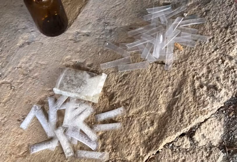 Tang vật trong một vụ án (đối tượng khai là ma tuý đá).