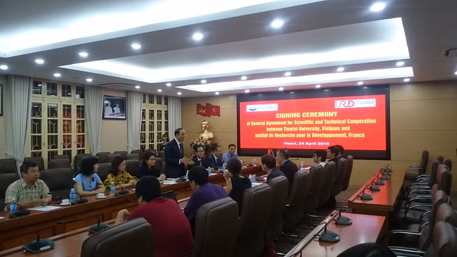 Hai bên trao đổi những nội dung thỏa thuận