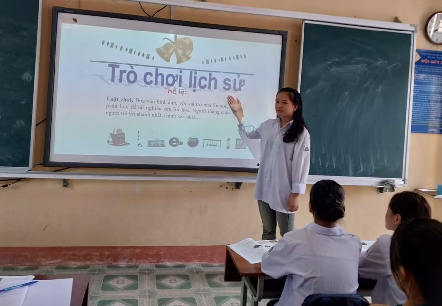 Đưa học sinh thành chủ thể sáng tạo trong các hoạt động học mà chơi.