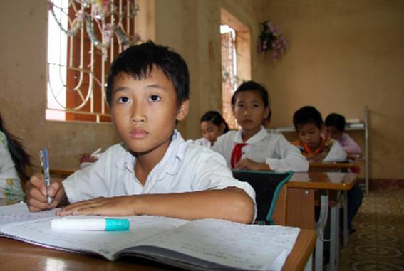 Học sinh tiểu học không cần quá nặng nề việc chọn cô, chọn lớp Ảnh: T.Thanh Học sinh tiểu học không cần quá nặng nề việc chọn cô, chọn lớp Ảnh: T.Thanh
