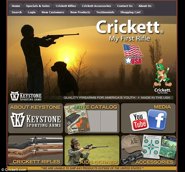 Cậu bé 5 tuổi bắn chết em gái ảnh 3 Controversial: The crickett.com website carries the slogan ’My First Rifle’ and sells a range of weapons Read more: http://www.dailymail.co.uk/news/article-2317512/Kentucky-boy-5-shoots-sister-Caroline-Starks-2-child-size-22-caliber-rifle-given-GIFT.html#ixzz2SCHRi4JN Follow us: @MailOnline on Twitter | DailyMail on Facebook