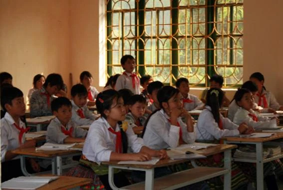 Học sinh bán trú: Nỗi lo quản lý