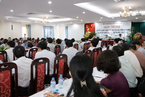 Sơ kết 5 năm giảng dạy, học tập các môn lý luận chính trị trong các trường ĐH, CĐ