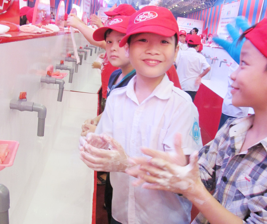 Phòng chống dịch bệnh: Cuộc chiến nhiều thách thức