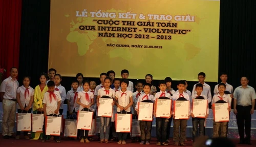 Miền Bắc bội thu giải vàng Cuộc thi Giải toán qua Internet – ViOlympic