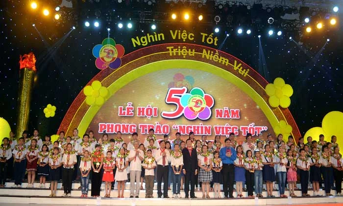 Tưng bừng Lễ hội 50 năm phong trào &quot;Nghìn việc tốt&quot;