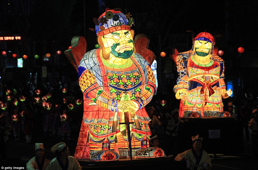 The lighting of a lotus-shaped lantern in Buddhism traditionally symbolizes a display of religious devotion to perform good deeds and lighting up the dark parts of the world Read more: http://www.dailymail.co.uk/news/article-2323047/South-Korea-lit-sea-lanterns-Seoul-prepares-mark-Buddha-s-birthday.html#ixzz2T5W59hJR Follow us: @MailOnline on Twitter | DailyMail on Facebook