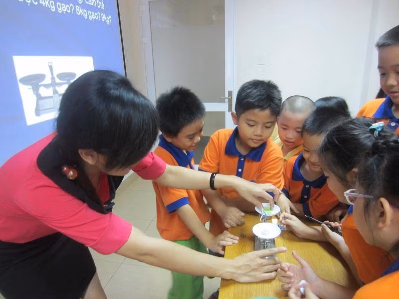 Nở rộ dịch vụ "bán trú hè"