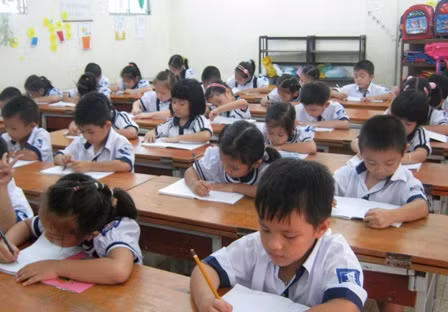 "Heo đất" và nỗi mặc cảm của người nghèo