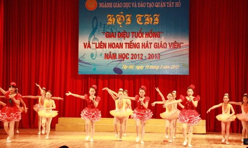 Kéo dài thời gian đăng ký dự thi Giai điệu tuổi hồng 2013