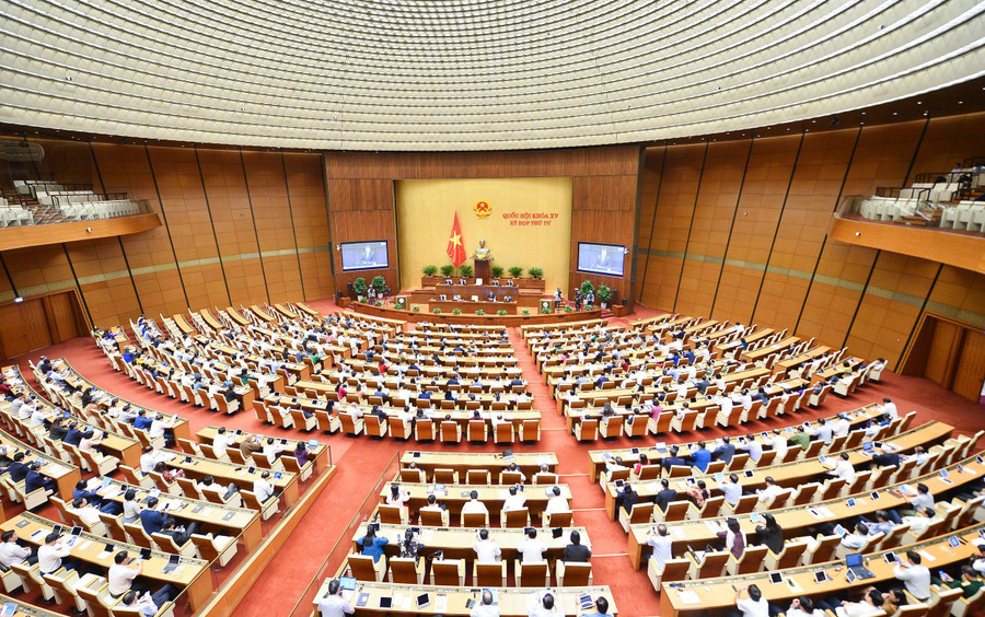 Toàn cảnh phiên họp. Toàn cảnh phiên họp.