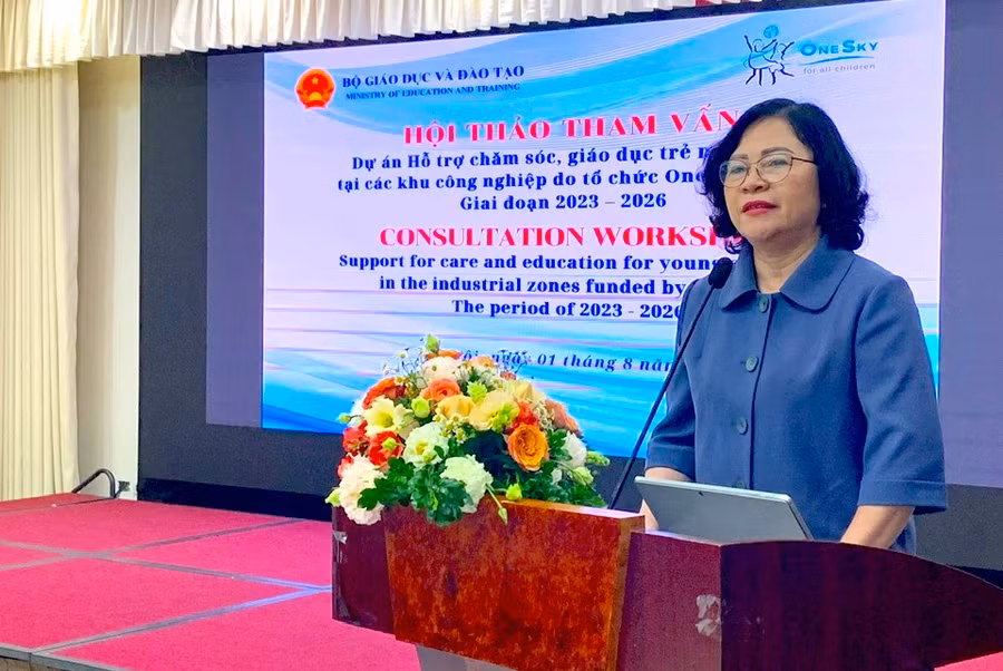 Thứ trưởng Bộ GD&ĐT Ngô Thị MInh phát biểu tại Hội thảo.