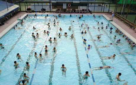 Nước bể bơi thường bị nhiễm khuẩn như thế nào? - Ảnh 8 Nuoc be boi thuong bi nhiem khuan nhu the nao? - Anh 8