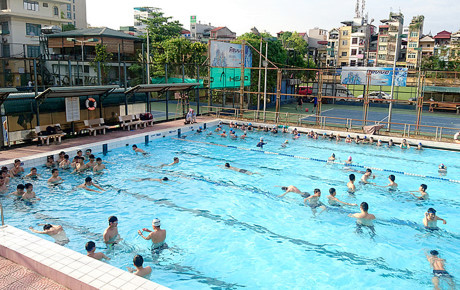 Nước bể bơi thường bị nhiễm khuẩn như thế nào? - Ảnh 11 Nuoc be boi thuong bi nhiem khuan nhu the nao? - Anh 11