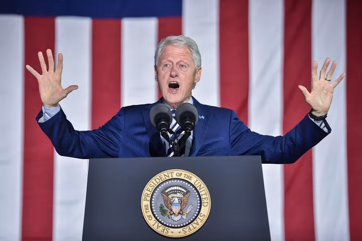 Bill Clinton viết tiểu thuyết về tổng thống mất tích