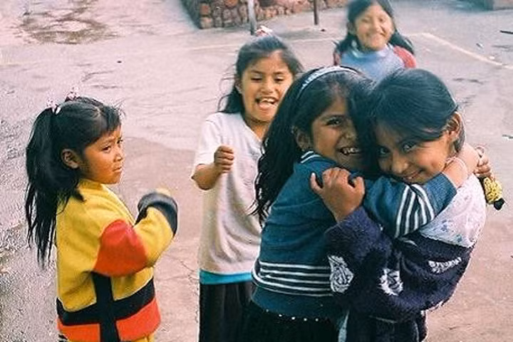 Nhà tù lạ lùng ở Nam Mỹ: Phạm nhân sản xuất ma túy, sống cùng gia đình