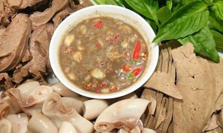 Nếu hay ăn lòng lợn tiết canh nhất định bạn phải đọc bài này - Ảnh 1 Neu hay an long lon tiet canh nhat dinh ban phai doc bai nay - Anh 1