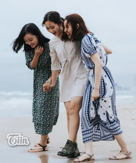 Gái ế lâu năm đều hay mắc bệnh... hoang tưởng - Ảnh 1 Gai e lau nam deu hay mac benh... hoang tuong - Anh 1