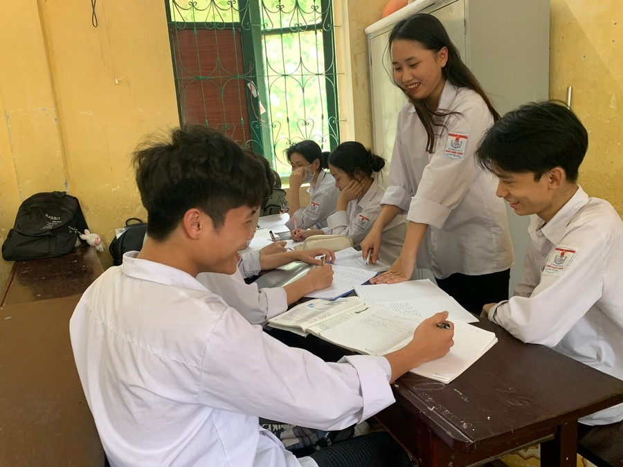 Mỗi ngày đến trường với các em học sinh là một ngày vui. Mỗi ngày đến trường với các em học sinh là một ngày vui.