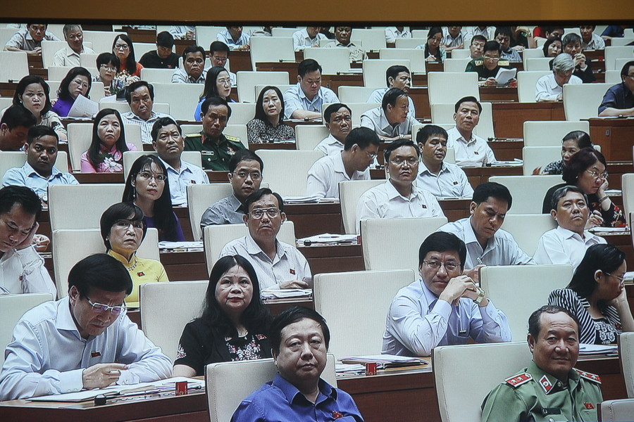 Phiên chất vấn sáng 6/6